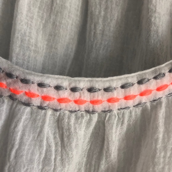 FAB’RIK White Gauzy Boho Top with Orange Accents - Picture 4 of 6